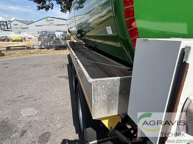Gübre serpme makinesi Briri STREET MASTER 30