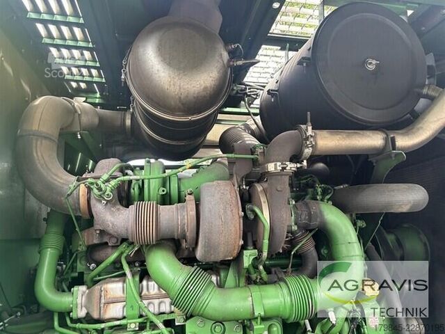 Silaj doğrama makinesi John Deere 7780 I Allrad + Kemper 375 Plus + Pickup 630