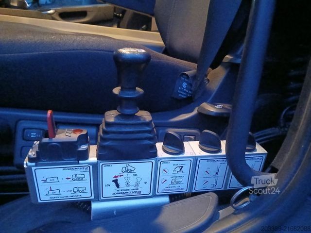 Camion-benne tricar SCANIA P450/3S-KIPPER/FRONT-KRAN/TÜVV/138.425km