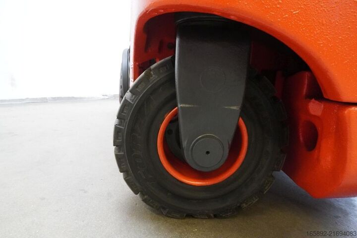 Gaffeltruck Linde E 20 PH EVO 386-02