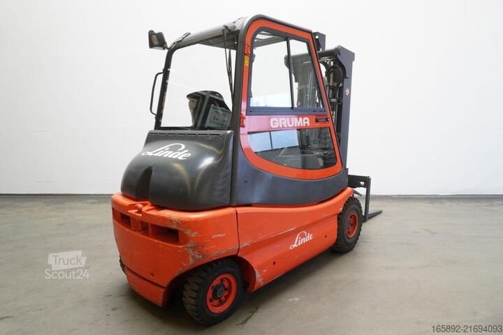Gaffeltruck Linde E 30 336-02