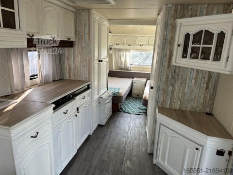 Lakókocsi Hobby Prestige 610 UL