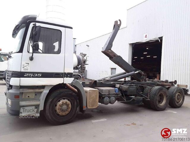 Containertransport Mercedes-Benz Actros 2535