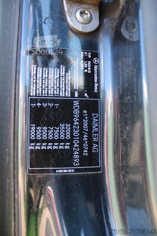 Hákový nosič kontejnerů MERCEDES-BENZ 3248 8x4 BB HIAB ULT26Z53 - WINTERDIENST Nr: 893