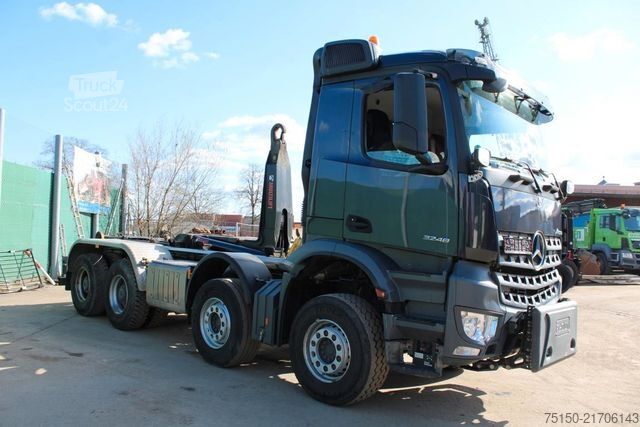 Hákový nosič kontejnerů MERCEDES-BENZ 3248 8x4 BB HIAB ULT26Z53 - WINTERDIENST Nr: 893