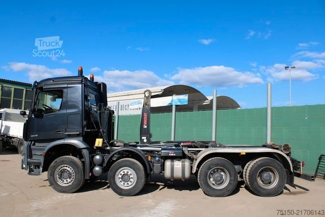 Hákový nosič kontejnerů MERCEDES-BENZ 3248 8x4 BB HIAB ULT26Z53 - WINTERDIENST Nr: 893