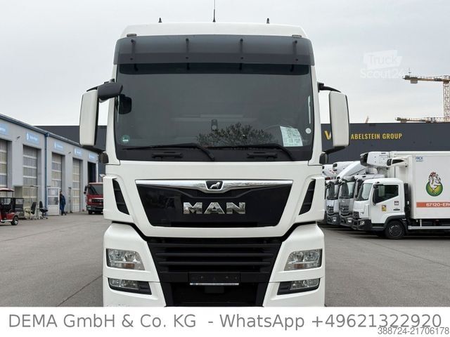 Camión con caja móvil MAN TGX26.460*XXL*Intarder*AHK*Lift*Navi*Kühlbox*TÜV