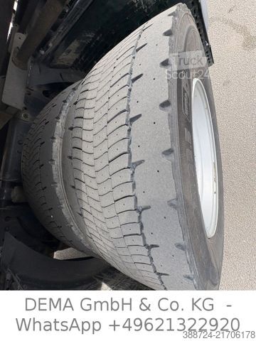 Camión con caja móvil MAN TGX26.460*XXL*Intarder*AHK*Lift*Navi*Kühlbox*TÜV