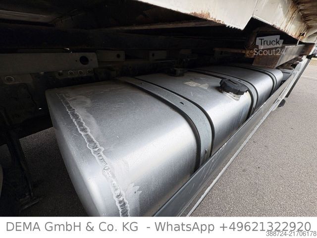 Camión con caja móvil MAN TGX26.460*XXL*Intarder*AHK*Lift*Navi*Kühlbox*TÜV