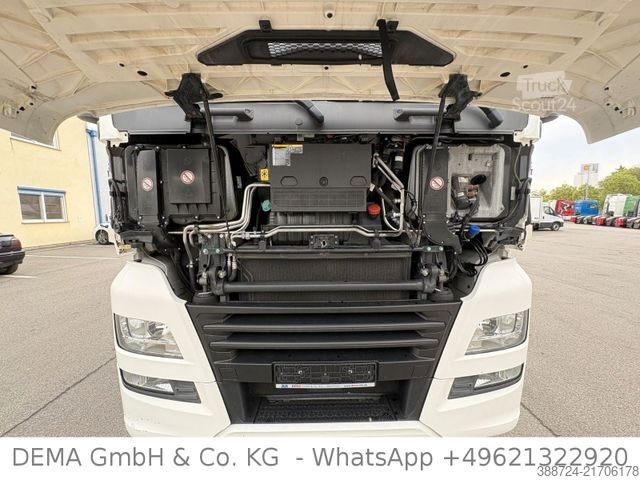 Camión con caja móvil MAN TGX26.460*XXL*Intarder*AHK*Lift*Navi*Kühlbox*TÜV