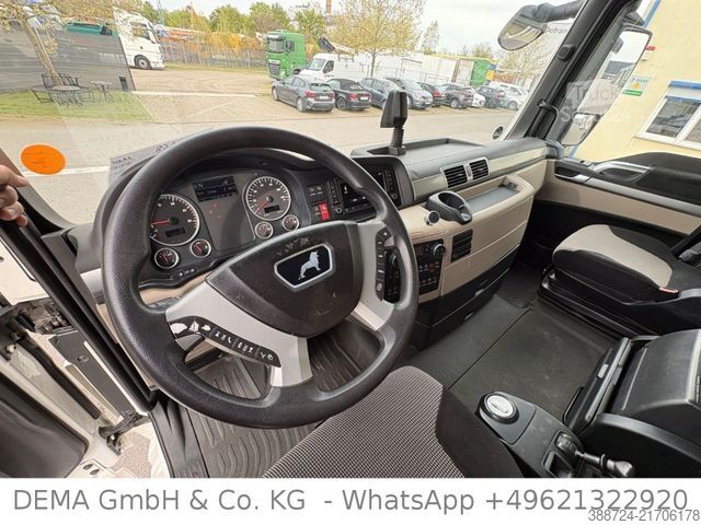 Camión con caja móvil MAN TGX26.460*XXL*Intarder*AHK*Lift*Navi*Kühlbox*TÜV