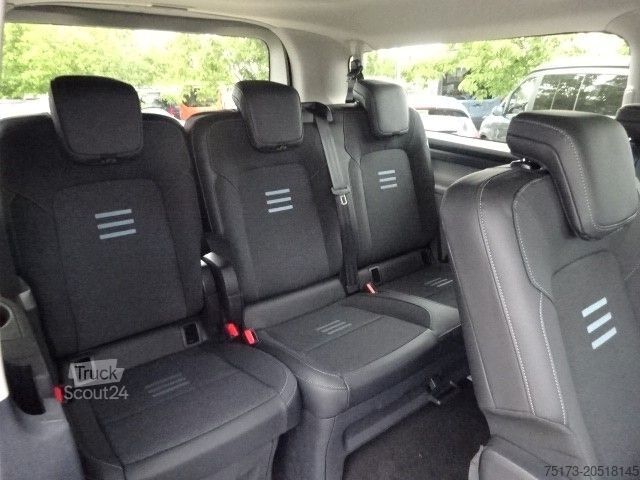 Minibusz FORD Tourneo Custom 320L2 Active 4x4 AT AHK Stndhz