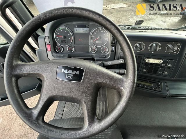 Furgone trasportatore di auto MAN TGL 8.220/Anhänger/Seilwi/Funk/Nutzlast: 8290 kg