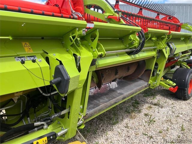 Combina de recoltat CLAAS Lexion 8700 TT + Convio Flex 1230