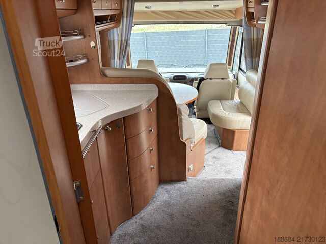 интегриран кемпер Carthago OPUS 5.2