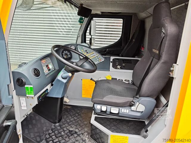 Кула кран Liebherr MK63 6x6x6