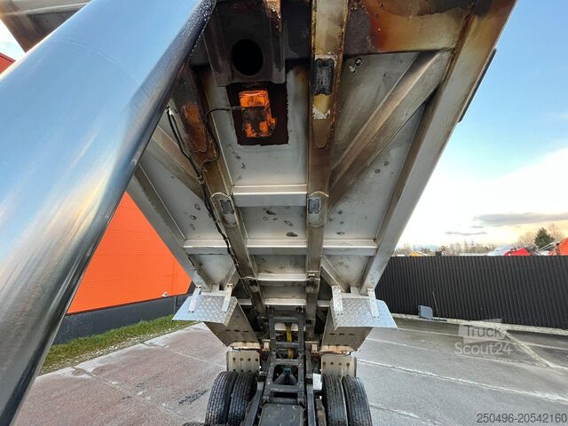 Kippisäiliö Scania R 500 8x4 RETARDER / BOX L=5580 mm