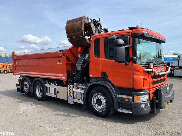 Tipper with crane Scania P 320 HMF 14 Tonmeter Z-kraan Just 173.443 km!