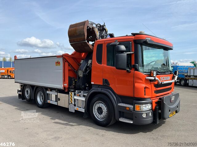Tipper with crane Scania P 320 HMF 14 Tonmeter Z-kraan Just 173.443 km!