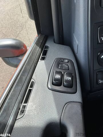 Tippbil med kran Scania P 320 HMF 14 Tonmeter Z-kraan Just 173.443 km!