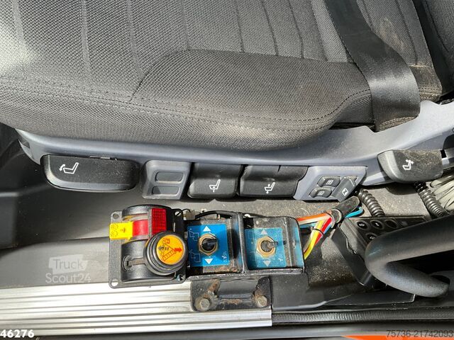 Tippbil med kran Scania P 320 HMF 14 Tonmeter Z-kraan Just 173.443 km!