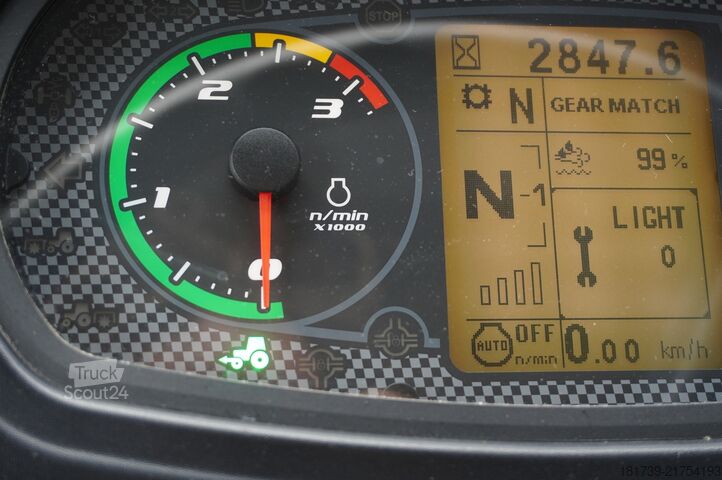 Tarım traktörü Case IH Luxxum 100 Agricultural tractor / 2800 M