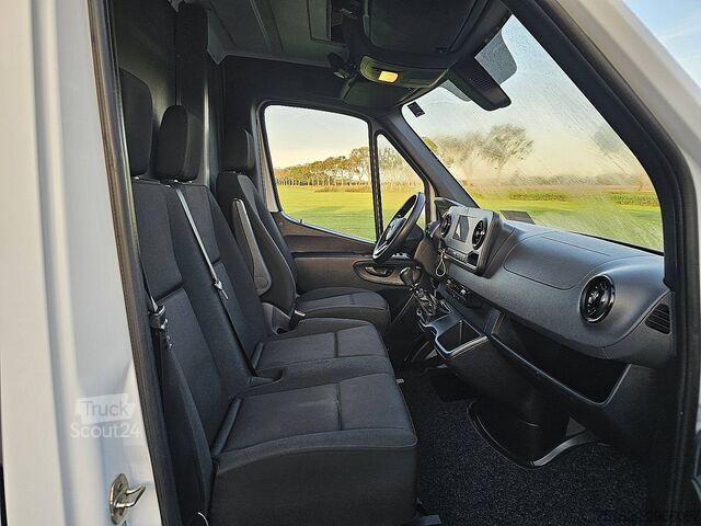 MERCEDES-BENZ SPRINTER 315 L2H2 Divu temperatūru (BI-TEMP) Carrier dzesēšanas kravas furgons, dienas MERCEDES-BENZ SPRINTER 315 L2H2 BI-TEMP FRIGO Carrier Koelwag...
