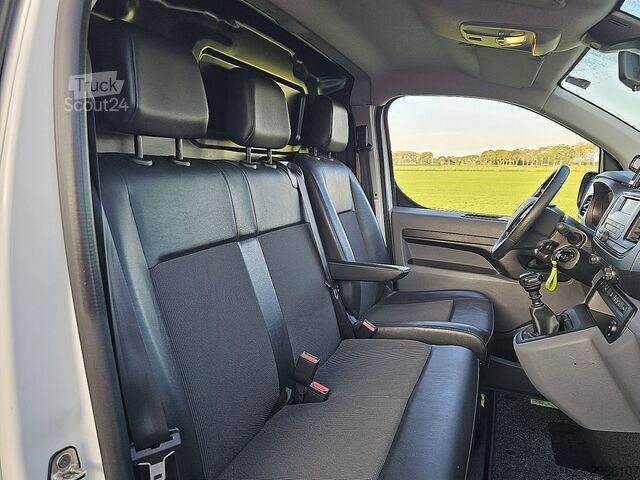 OPEL VIVARO 1.5 L3 XL skåpbil, Euro 6, luftkonditionering OPEL VIVARO 1.5 L3 XL NAP Euro6 AC