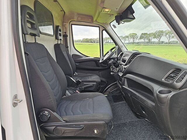 Magastetős kombi IVECO DAILY 35S16 L2H2 ac automaat EURO6
