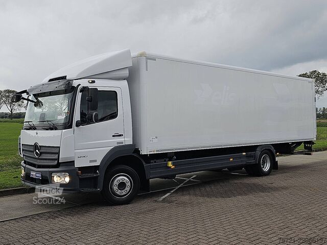 Bőrönd MERCEDES-BENZ ATEGO 1230 AIRCO WB 536 LIFT