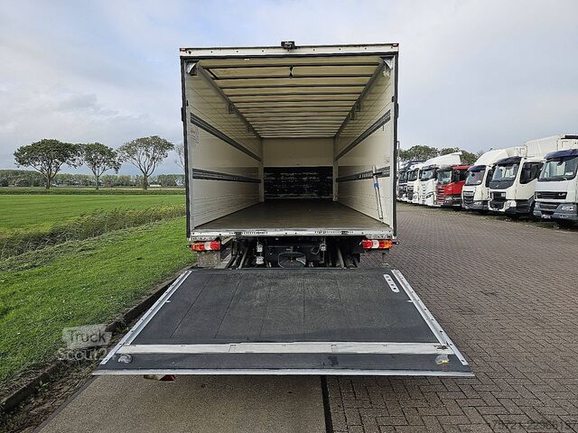 Bőrönd MERCEDES-BENZ ATEGO 1230 AIRCO WB 536 LIFT