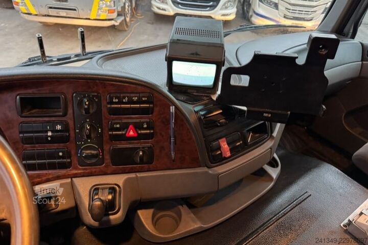 Βυτιοφόρο φορτηγό MERCEDES-BENZ Actros 2541 6x2 21'000L 2 Kammern