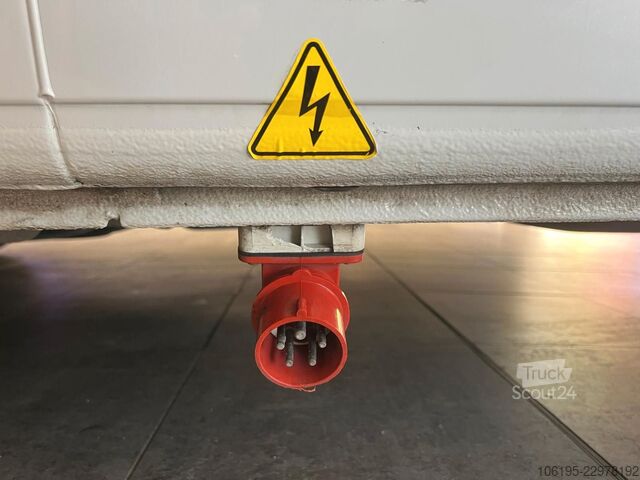 Рефрижераторний фургон FIAT Ducato 2.3 Kühlkasten*Ladebordwand*Garantie