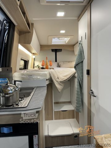 Autorulotă Yucon Microliner 6.0 GD 4.1 t 4x4 K-Peak Markise