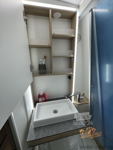 Autorulotă  Yucon Microliner 6.0 GD 3.5 t 4x4 K-Peak Markise