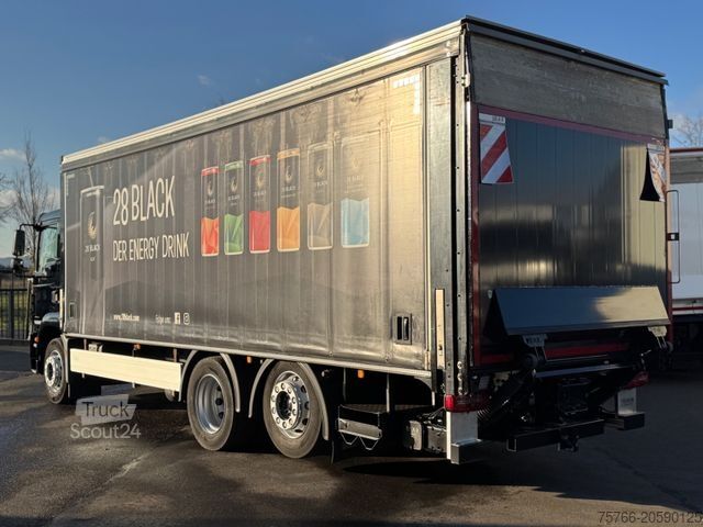 Içecek kamyonu MAN TGM 26.320 L / LBW / 2xAHK / LENKACHSE / 18 PAL