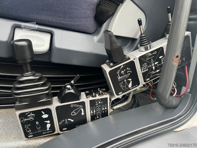 Abrollkipper MAN TGA 26.410, 6x4 Abrollkipper Meiller Blattfedern