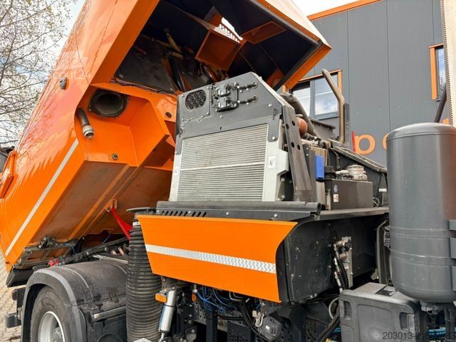 مكنسة طرق MERCEDES-BENZ ACTROS 1830 4x2 Kehrmaschine BUCHER OPTIFANT8000