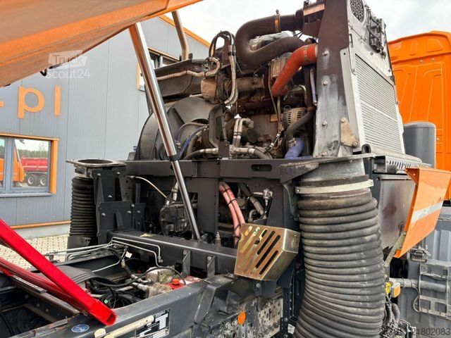 مكنسة طرق MERCEDES-BENZ ACTROS 1830 4x2 Kehrmaschine BUCHER OPTIFANT8000