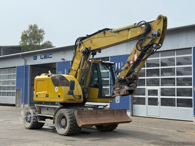 Pyöräalustainen kaivinkone LIEBHERR A918 Compact Litronic Mobilbagger 18 T *Schnellw