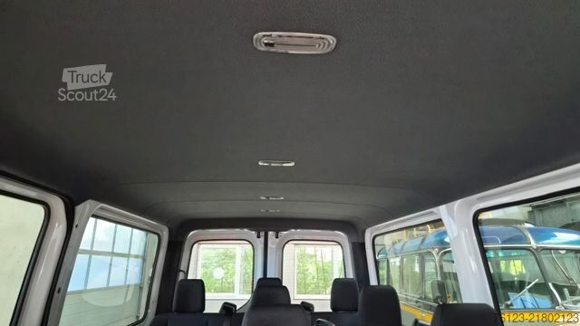 Minibús MERCEDES-BENZ 311 Sprinter 9 Sitzer auf Wunsch VIP Sitze