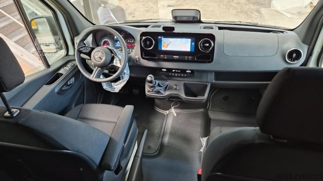 Minibús MERCEDES-BENZ 311 Sprinter 9 Sitzer auf Wunsch VIP Sitze