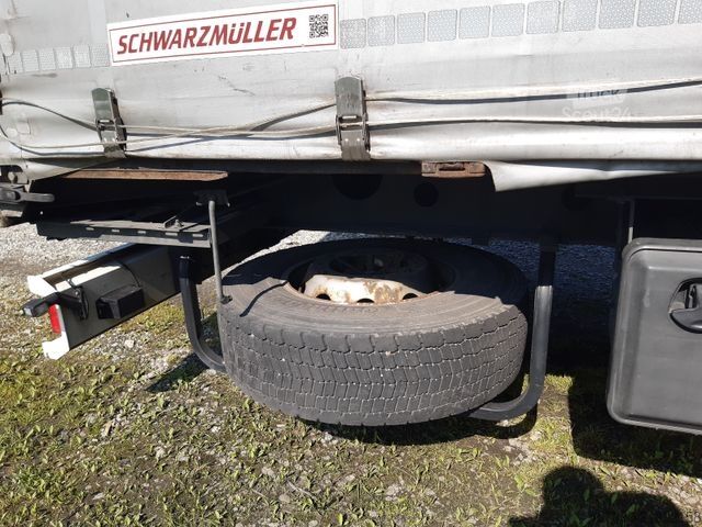 Semirimorchio con telone SCHWARZMÜLLER J Serie Standard Textil Curtainsider Tüv
