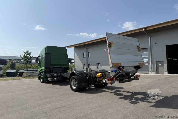 Σοκάμι φορτηγού Iveco 190S42 Stralis Fahrgestell / Swiss-Vehicle