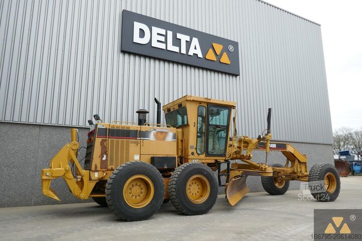 Równiarka Caterpillar 140H