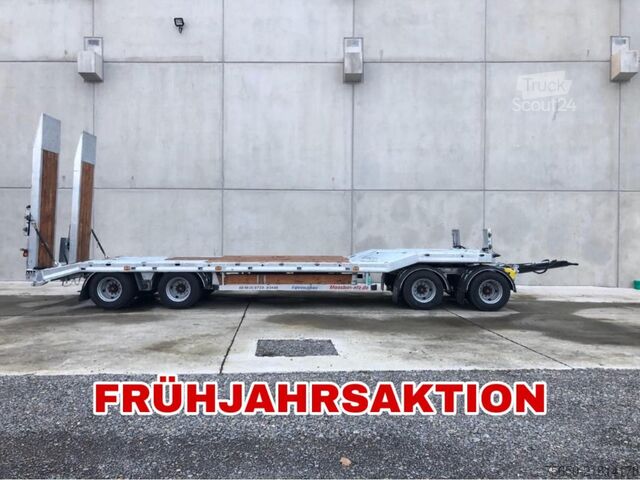 Lågbyggd trailer Möslein T 4 VB H1  neuer 4 Achs Tieflader hydraulischen Rampen