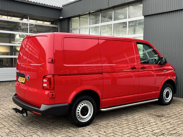 Stationwagen met hoog dak Volkswagen Transporter 2.0 TDI L1H1 Airco Cruise control K...
