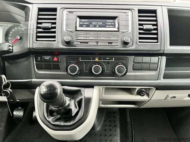 Stationwagen met hoog dak Volkswagen Transporter 2.0 TDI L1H1 Airco Cruise control K...