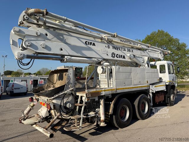 Samochód z pompą do betonu Iveco Magirus 330
