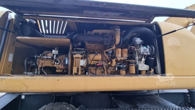 Mobile excavator CATERPILLAR CAT M 318 C